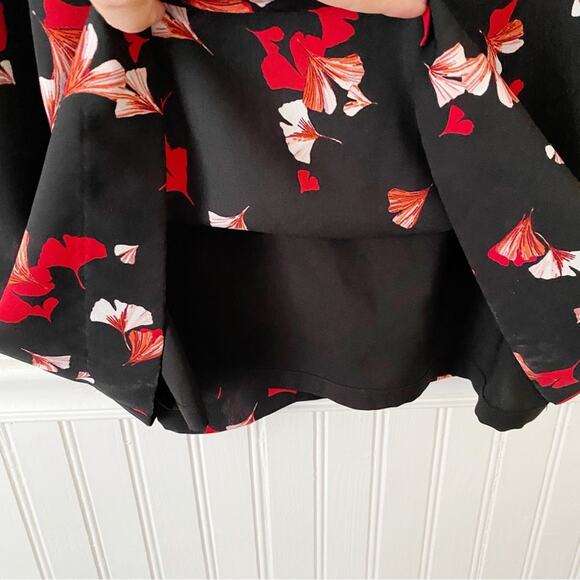 Banana Republic | Floral Shift Dress Flutter Sleeves Black Red Size 14 - Picture 5 of 7